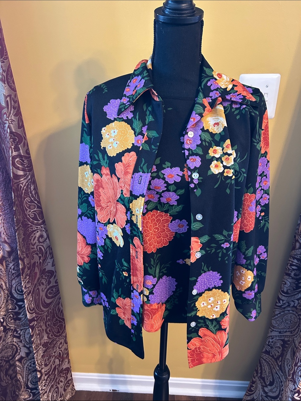 Two Piece Women’s Floral Button-Down Shirt